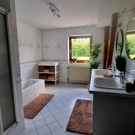 Domaine De Fringshaus Raeren